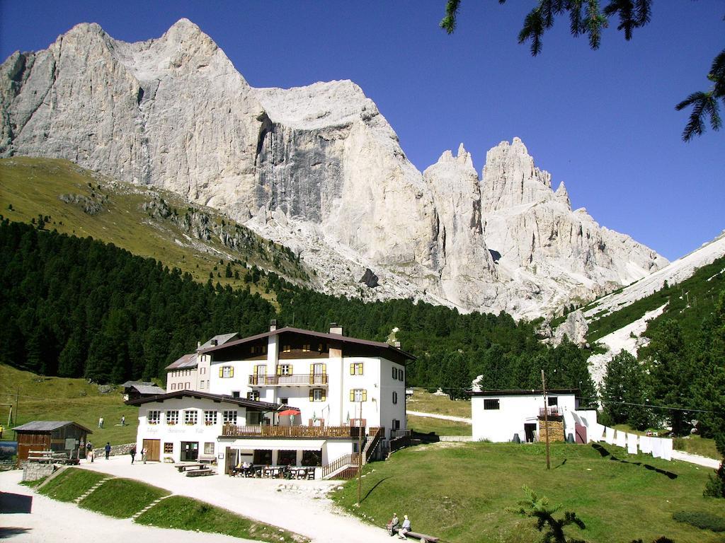 Rifugio Gardeccia Hutte Hotel Pozza di Fassa Exterior foto