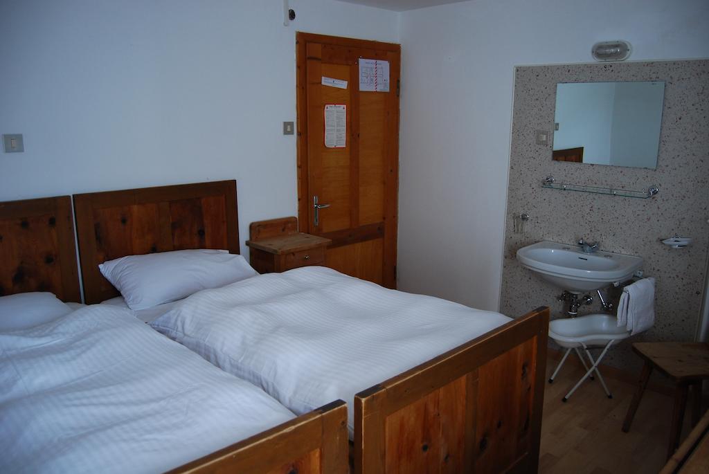 Rifugio Gardeccia Hutte Hotel Pozza di Fassa Cameră foto